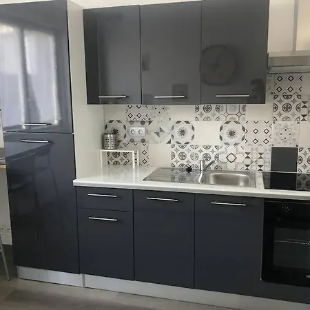 Yannadal/studio Cosy Avec Vraie Cuisine à Recouvrance/ Proche Tram/bus Et Proximité Avec L'arsenal